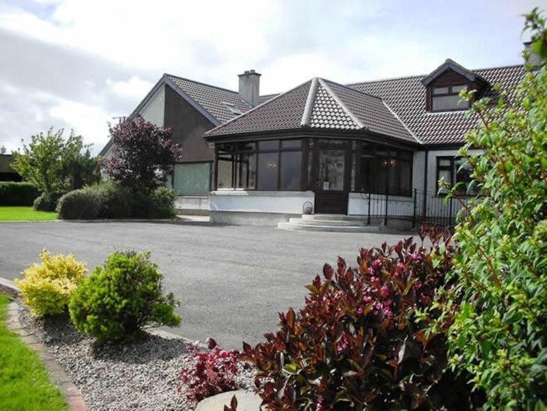 Browns Country House Hotel Bushmills Luaran gambar